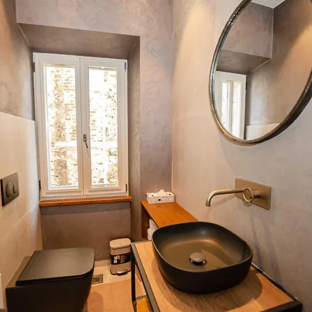 Luxury And Timeless Haven - Two Bedroom With Balcony Appartement *