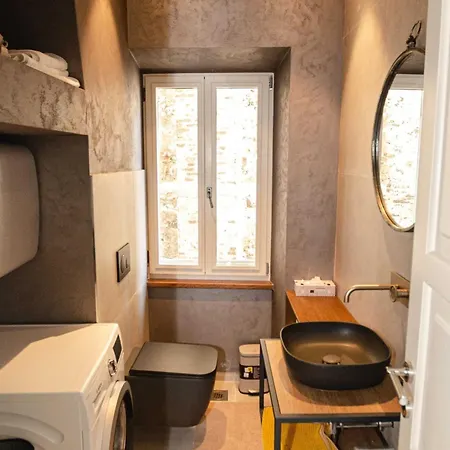 Appartement Luxury And Timeless Haven - Two Bedroom With Balcony *